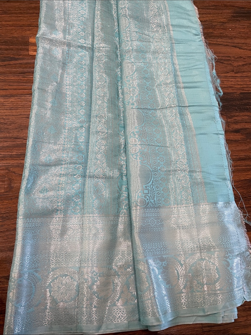 Saree - Picture 4 of 4